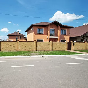 Продам дом в Днепропетровске,  Новоалександровка,  206 м2,  уч. 8 соток.