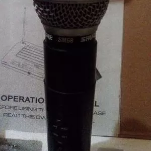 Продам микрофон Shure SM-58 с радиосистемой SH-200