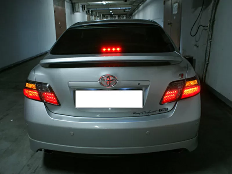 Продам задние светодиодные фонари для  Toyota Camry V- 40(Eagle Eyes R 4