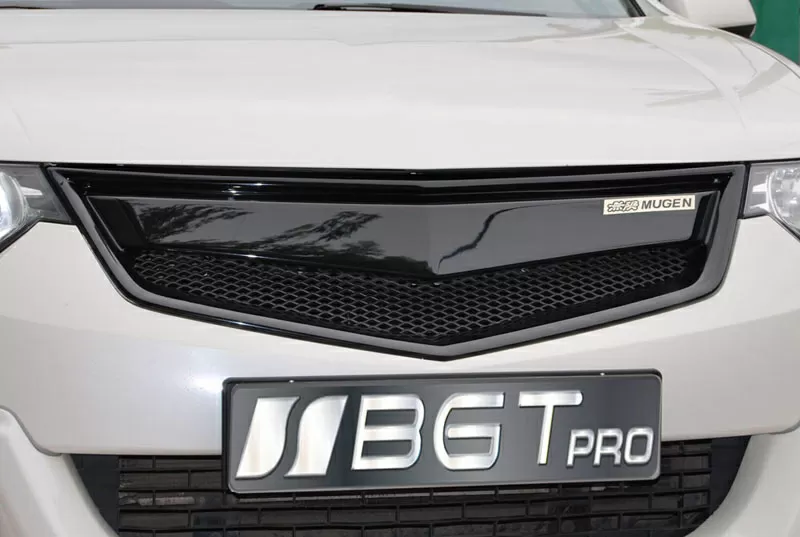 Тюнингованные  радиаторные решетки для Honda 4D и Honda Accord 09-   10