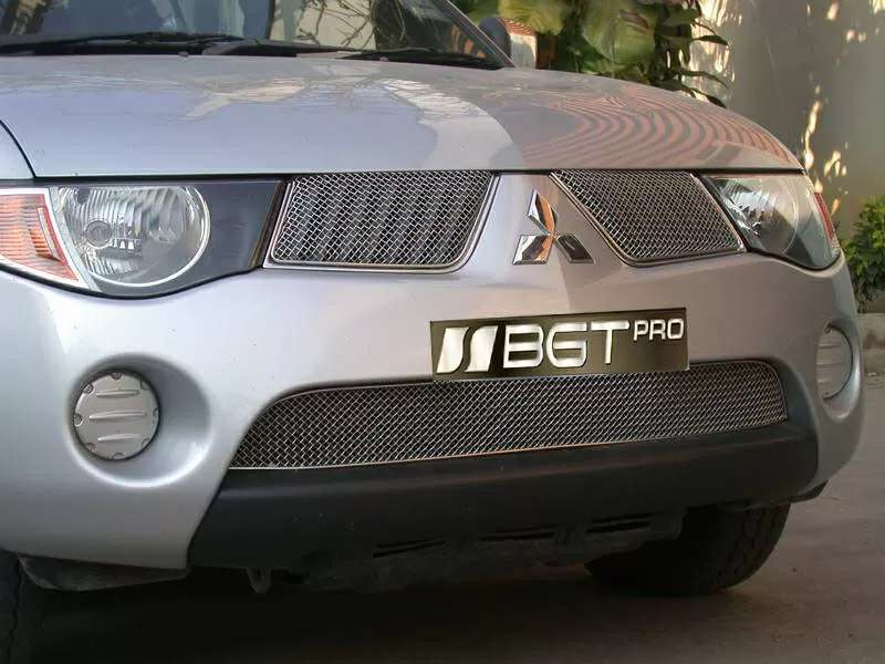 Тюнинг решотки бампера  Mitsubishi  L 200