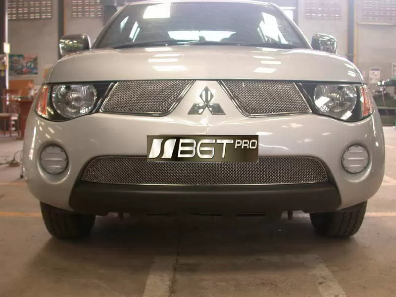 Тюнинг решотки бампера  Mitsubishi  L 200 3