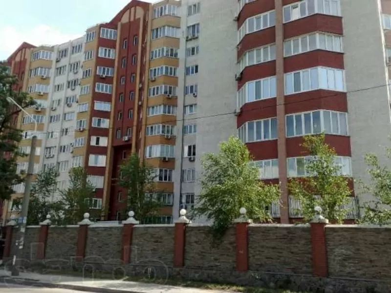 Продам 4 –комнатную квартиру  179 кв.м. в новострое