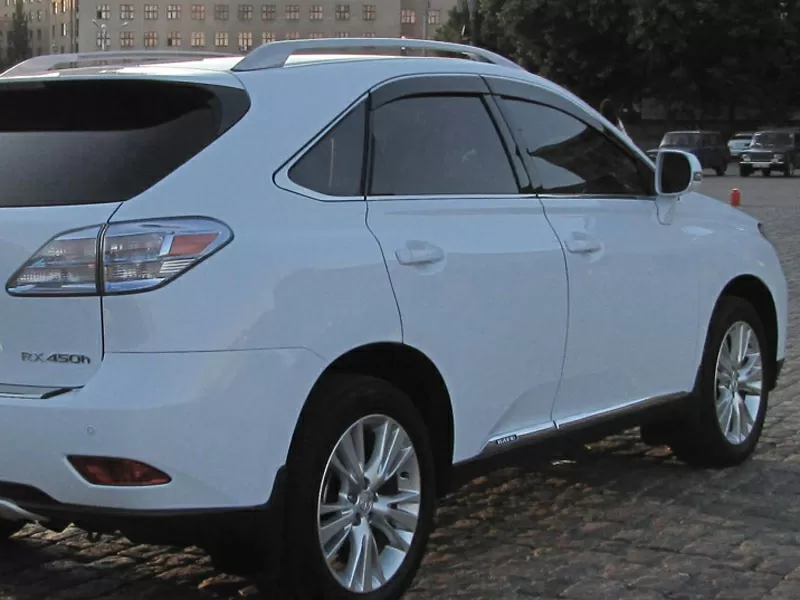 Предлагаем тюнинг для авто любителей Lexus RX 350- 450. Дефлекторы око 3