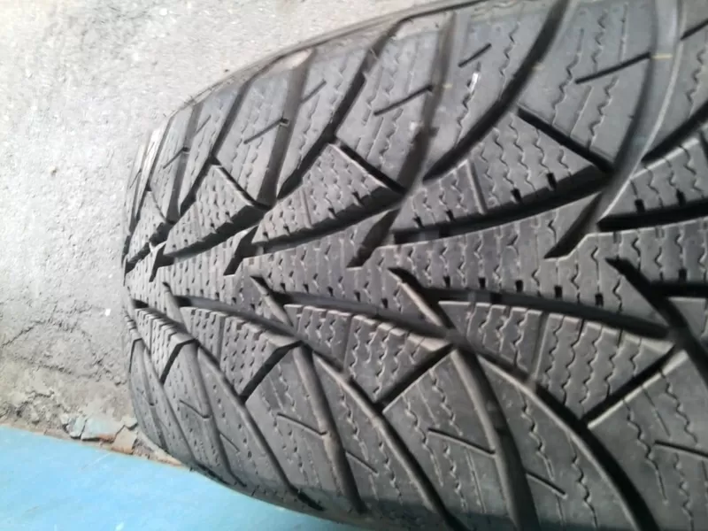 Зимние шины 195/65 R15