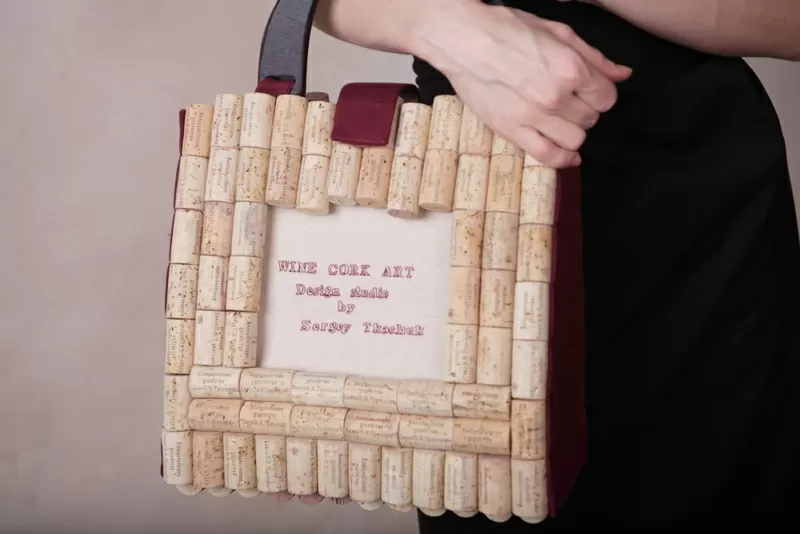 Bags wine cork Оригинальные авторские сумки ручной работы от Дизайн - студии «Wine cork art». 12