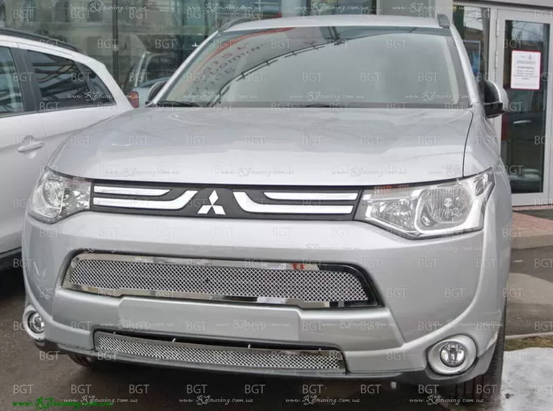 Решетка радиатора сетка Mitsubishi Outlander 2012+  2