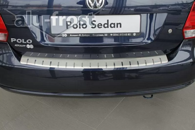 Накладка на бампер с загибом для VW Polo V Sedan 2009+