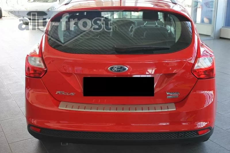 Накладка на бампер с загибом для Ford Focus III 5D 2011+ 2