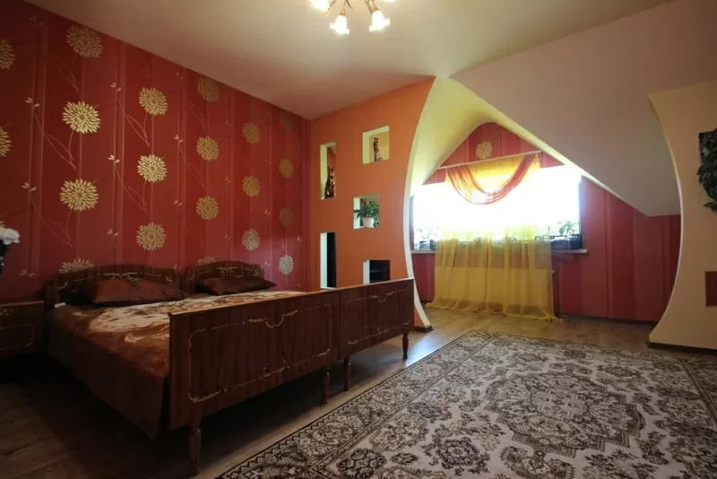 Продам дом 295 м2 в Днепропетровске,  село Новоалександровка. 9