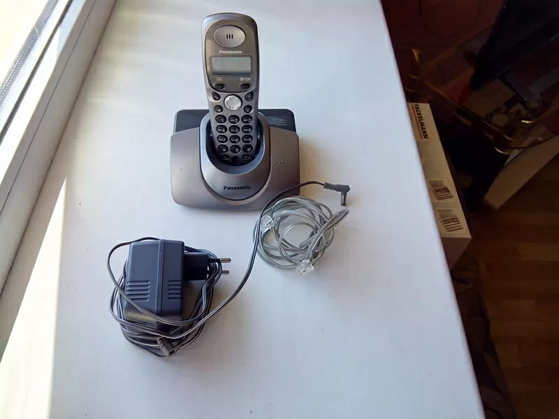 Продам стационарный телефон Panasonic KX-TG1107UA черного цвета 2