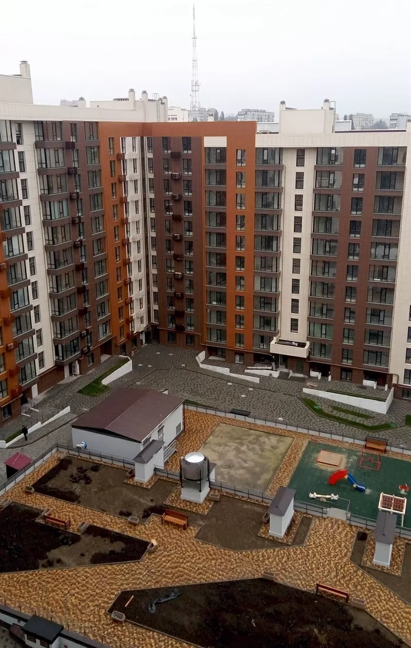 Продам трехкомнатную квартиру (92 кв.м.) в новострое ЖК Жукоffский