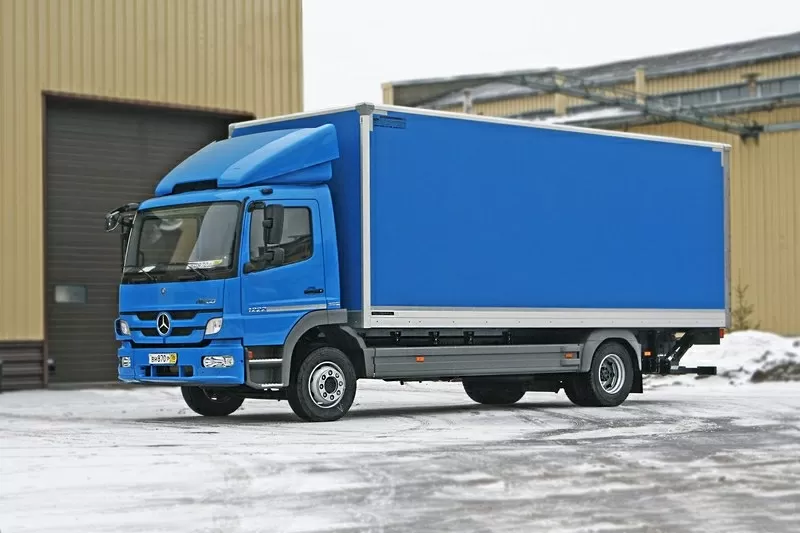 Автостекло Mercedes Atego Днепр 3