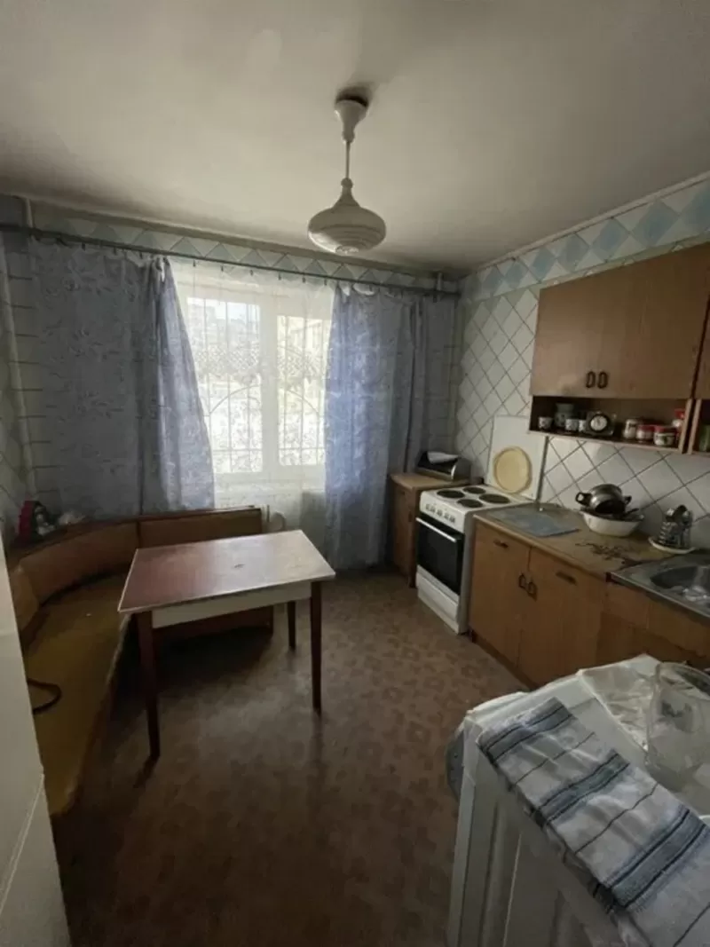Продам 3х комнатную квартиру на ж/м Солнечный по ул. Малиновского 3