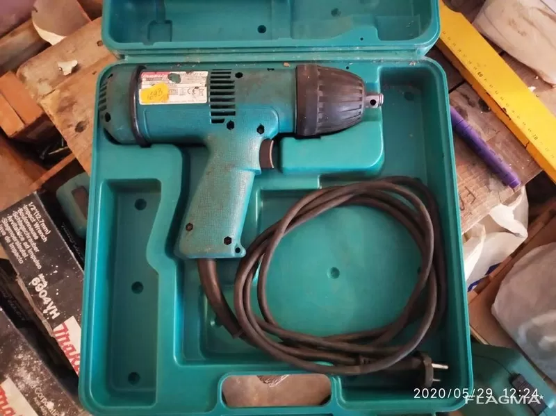 Ударный электрогайковерт Makita - надежный инструмент