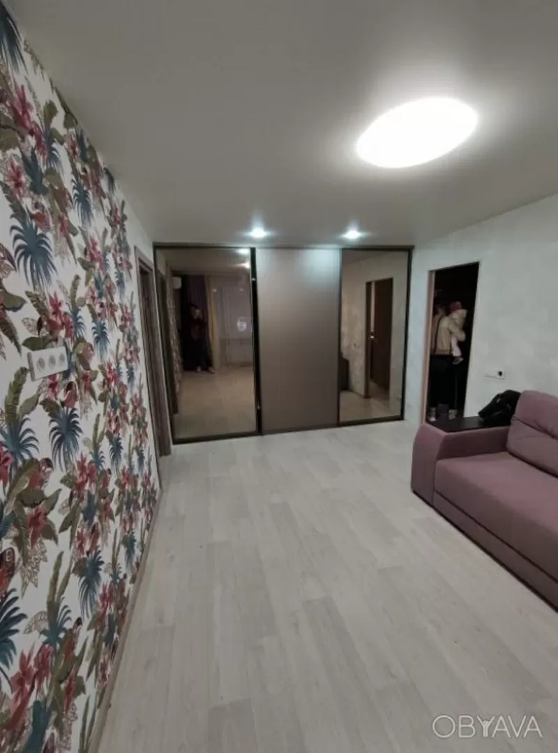Продам 2 ком.кв. ул.Запорожское шоссе 3. 5