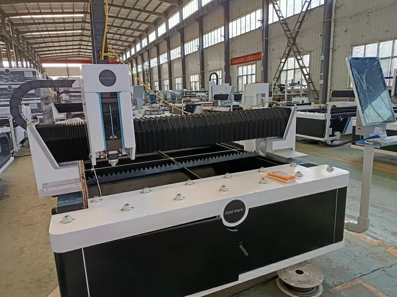 Станок для лазерной резки GOLD MARK GM3015F 3кВт