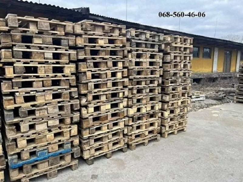 Завжди у продажу широкий асортимент дерев'яних піддонів бв. 