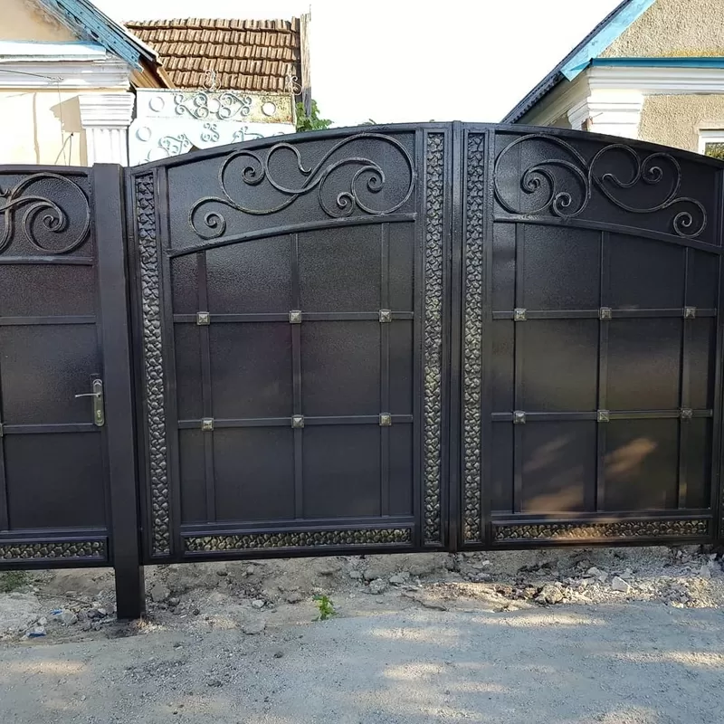 Металлические ворота в Кривом Роге 9