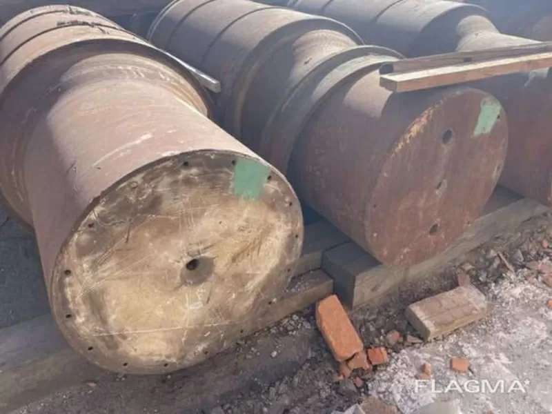 Продам валы б/у,  сталь 45