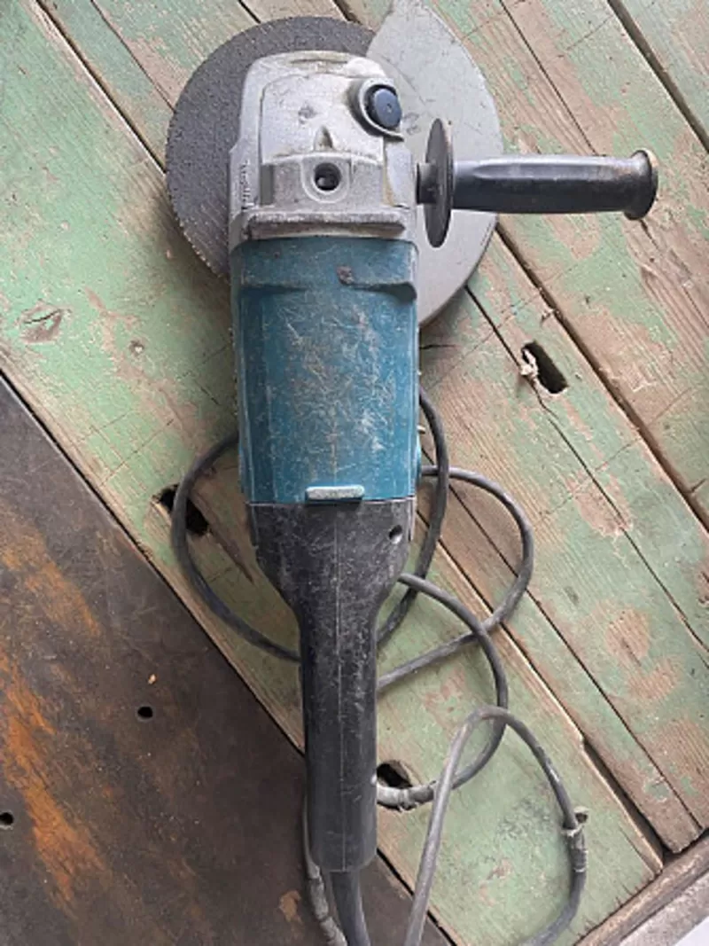 Продам «болгарку»  Makita 9069 вживану. 4